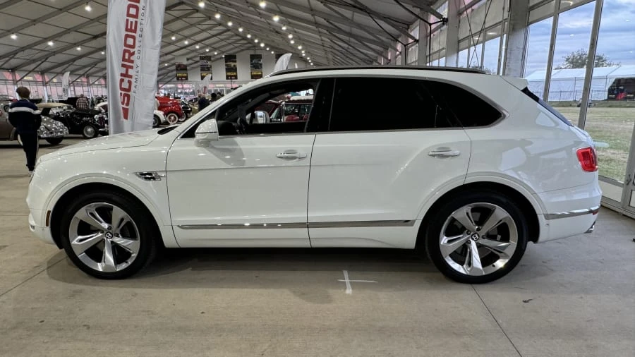 2017 Bentley Bentayga - Image 2 of 12