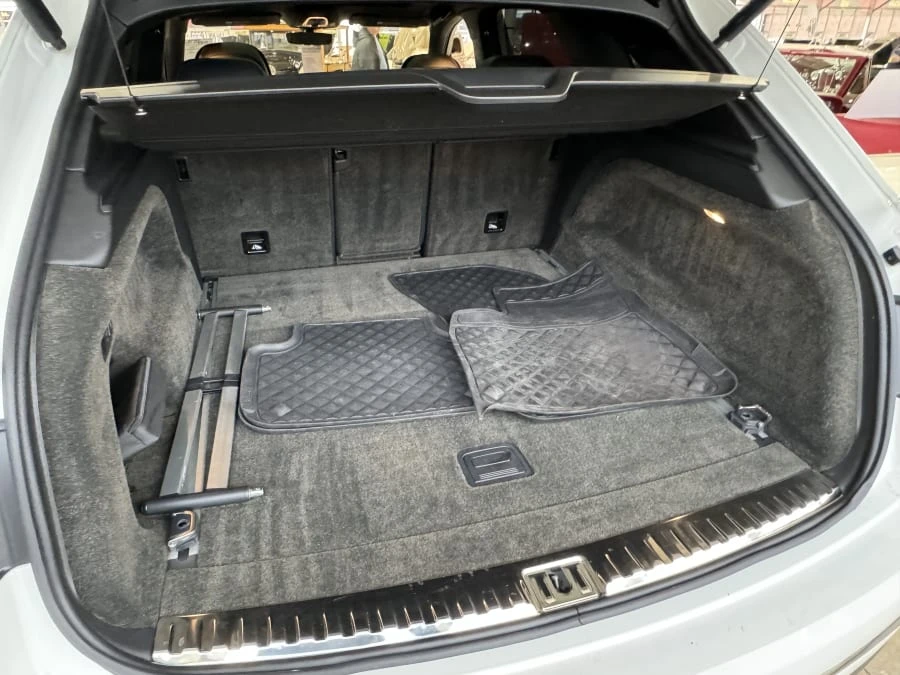 2017 Bentley Bentayga - Image 12 of 12
