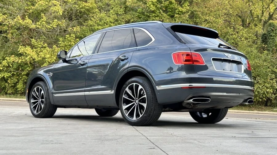 2017 Bentley Bentayga - Image 2 of 13