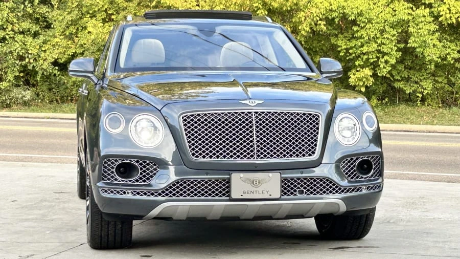 2017 Bentley Bentayga - Image 5 of 13