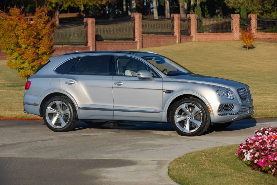2017 Bentley Bentayga - Image 6 of 31