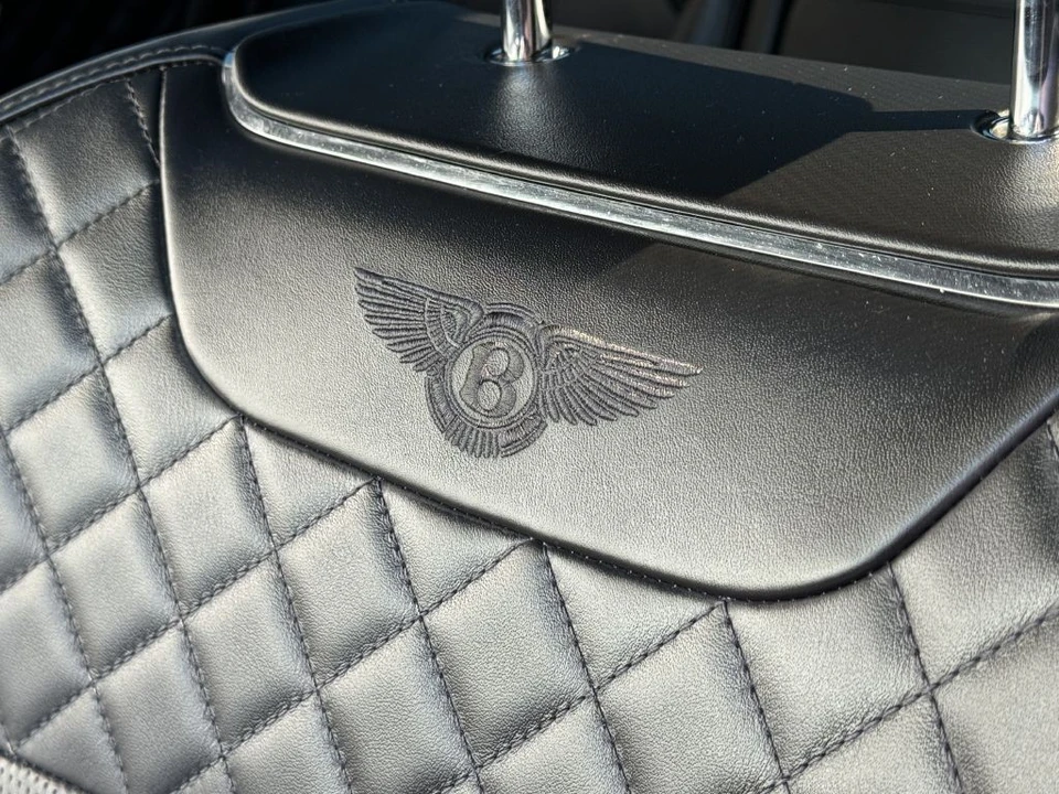 2017 Bentley Bentayga - Image 29 of 31