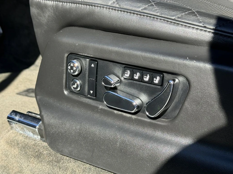 2017 Bentley Bentayga - Image 24 of 31