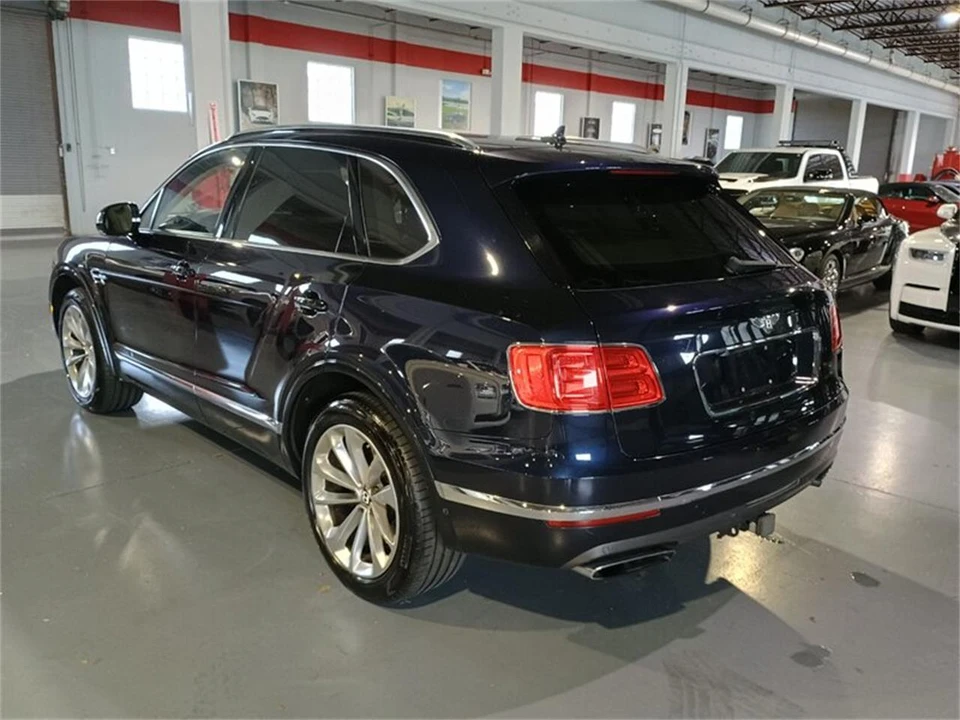 2017 Bentley Bentayga - Image 3 of 31