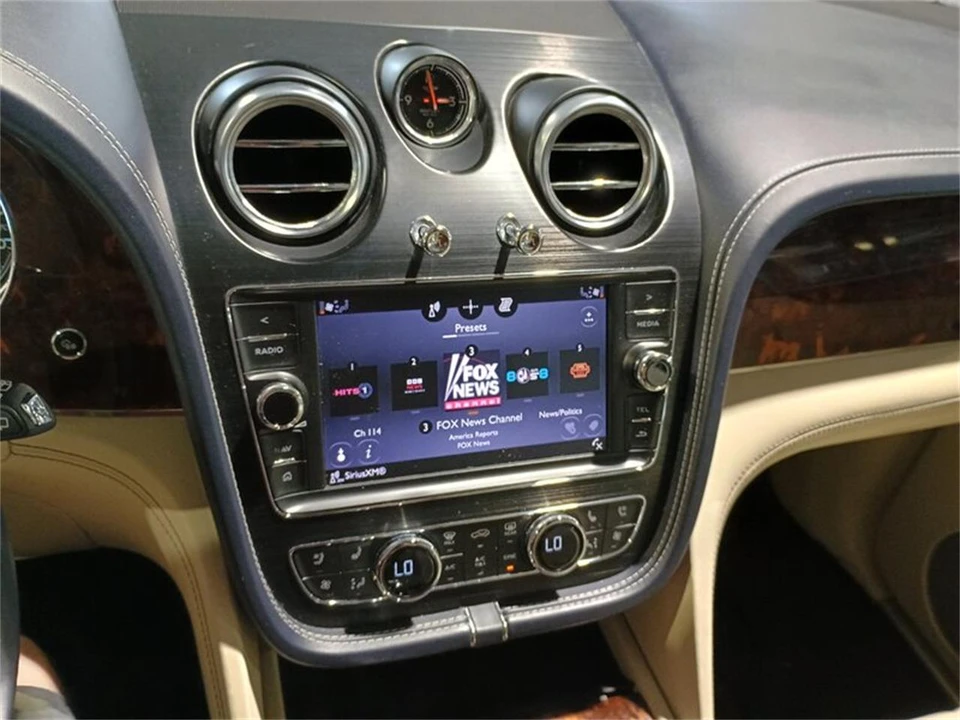 2017 Bentley Bentayga - Image 21 of 31