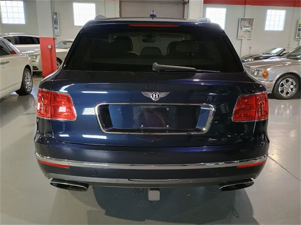 2017 Bentley Bentayga - Image 4 of 31