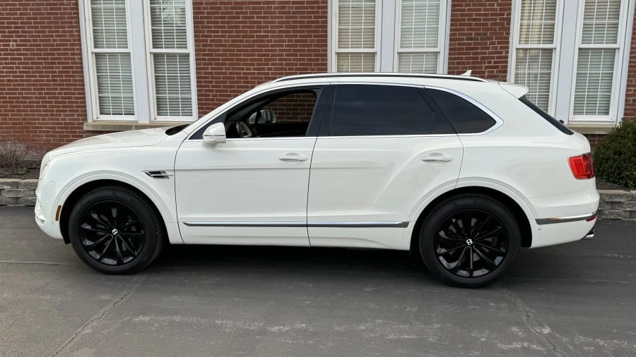 2017 Bentley Bentayga - Image 2 of 12