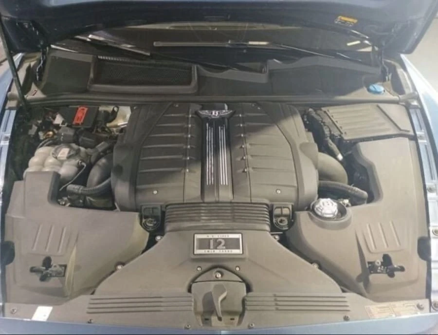 2017 Bentley Bentayga - Image 5 of 6