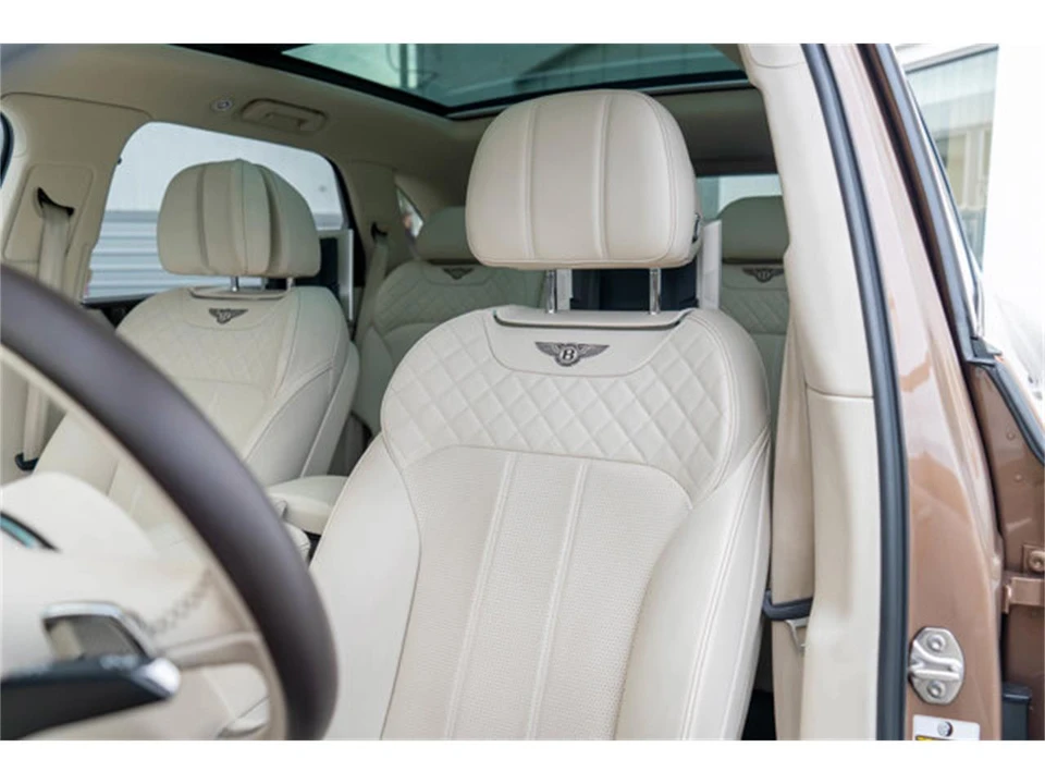 2017 Bentley Bentayga - Image 9 of 12