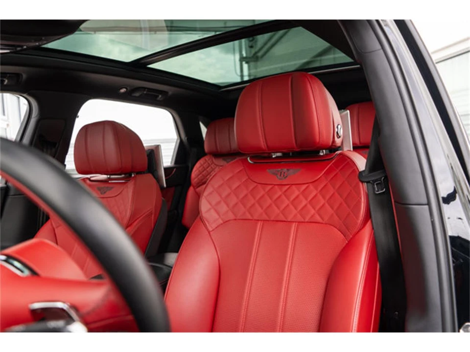 2017 Bentley Bentayga - Image 9 of 12