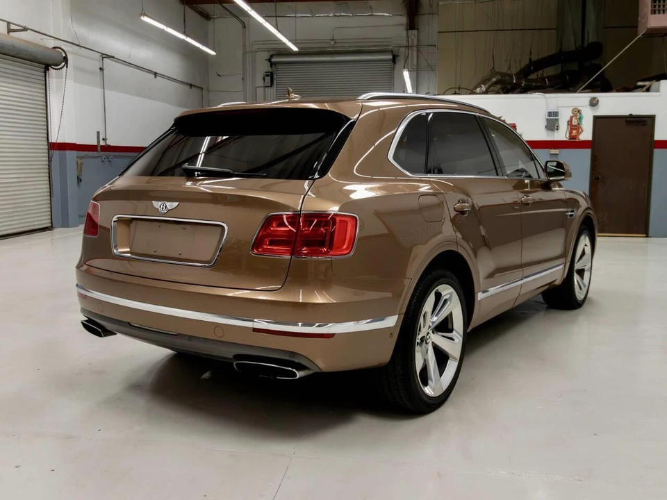 2017 Bentley Bentayga - Image 5 of 31