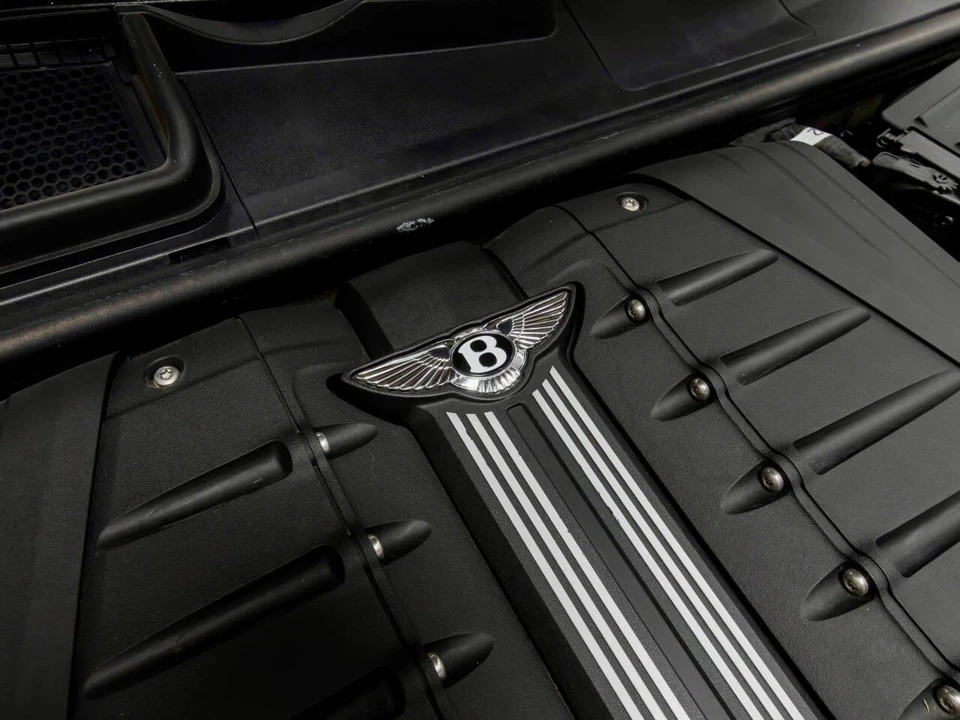 2017 Bentley Bentayga - Image 15 of 31