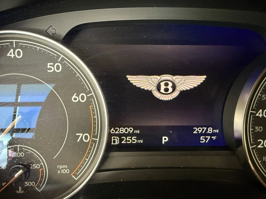 2017 Bentley Bentayga - Image 22 of 27