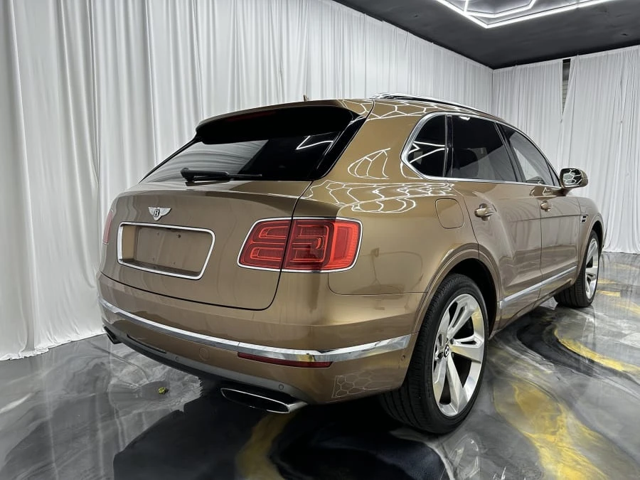 2017 Bentley Bentayga - Image 3 of 27