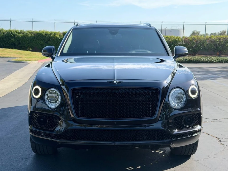2017 Bentley Bentayga - Image 2 of 22