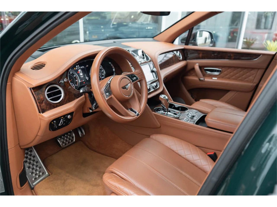 2017 Bentley Bentayga - Image 8 of 12