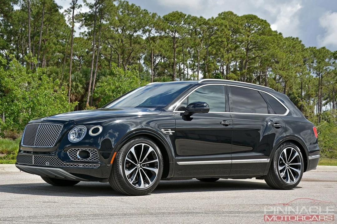 2017 Bentley Bentayga - Image 10 of 21