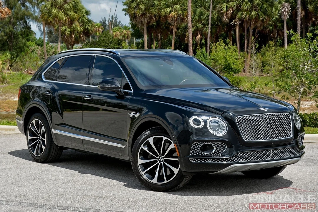 2017 Bentley Bentayga - Image 2 of 21