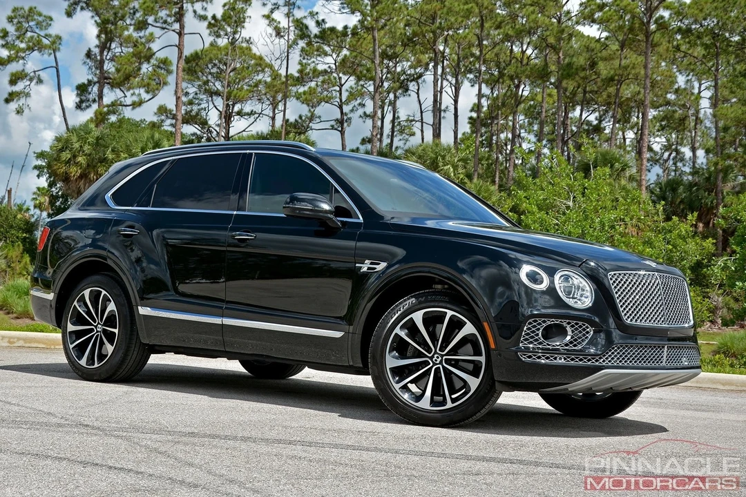 2017 Bentley Bentayga - Image 8 of 21