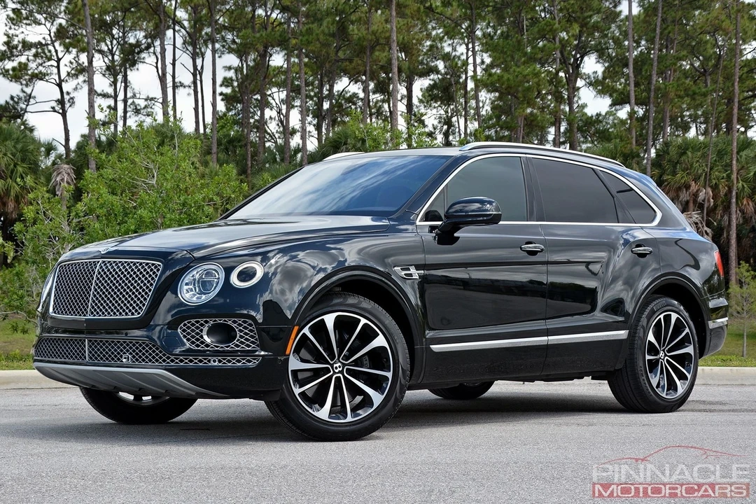 2017 Bentley Bentayga - Image 7 of 21