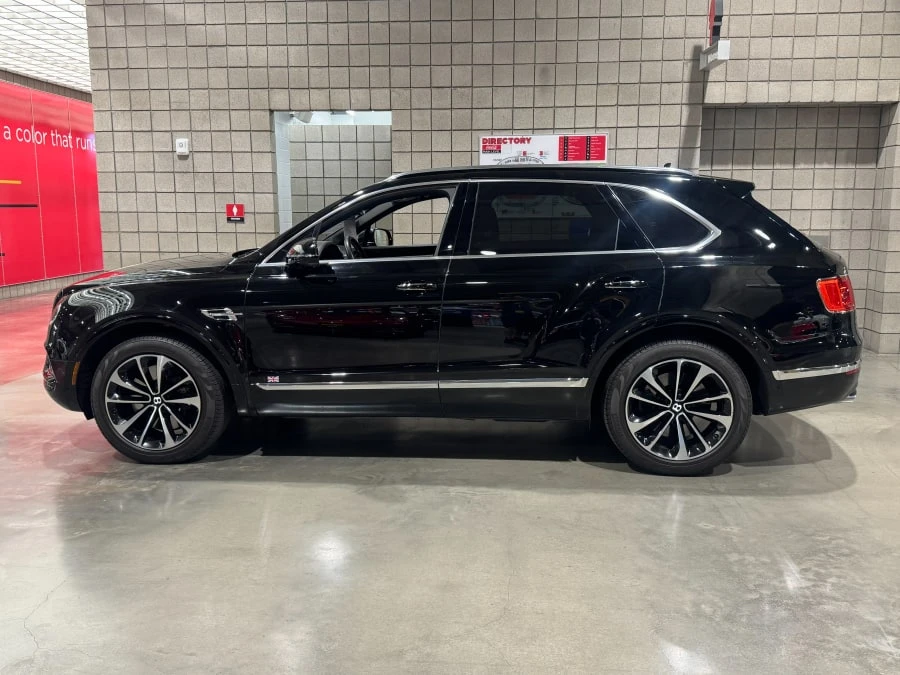2017 Bentley Bentayga - Image 2 of 10