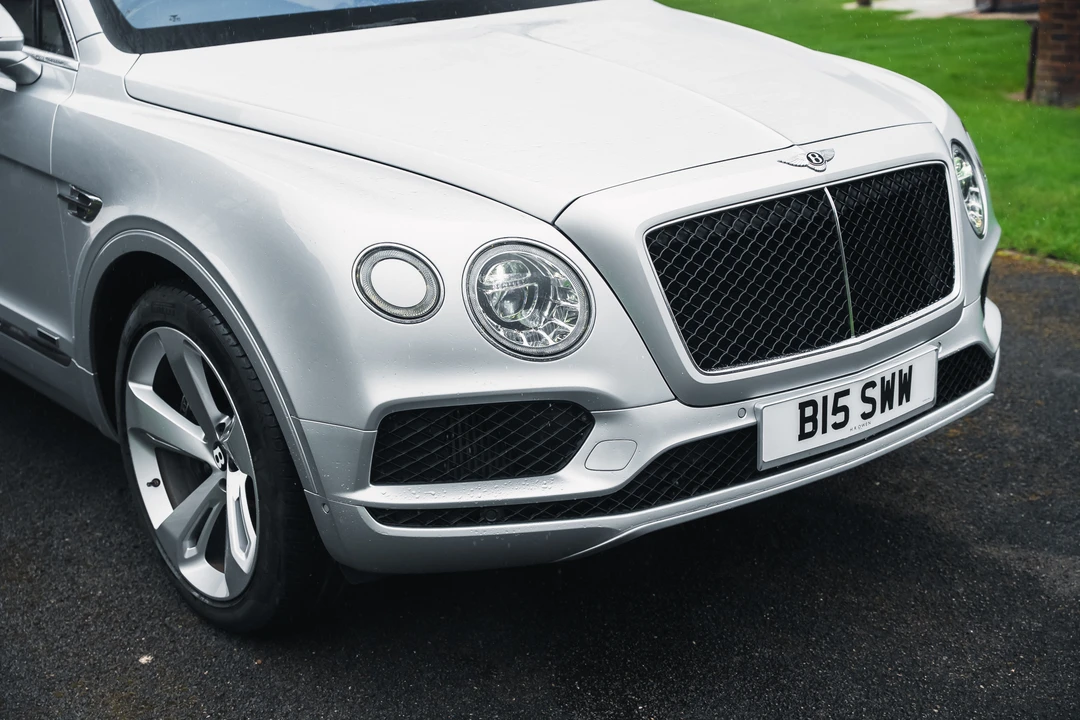 2017 Bentley Bentayga - Image 29 of 31