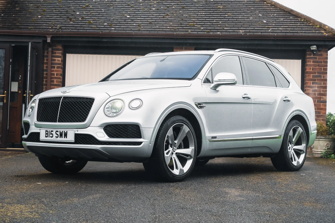 2017 Bentley Bentayga - Image 9 of 31