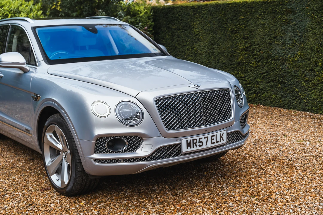 2017 Bentley Bentayga - Image 10 of 31