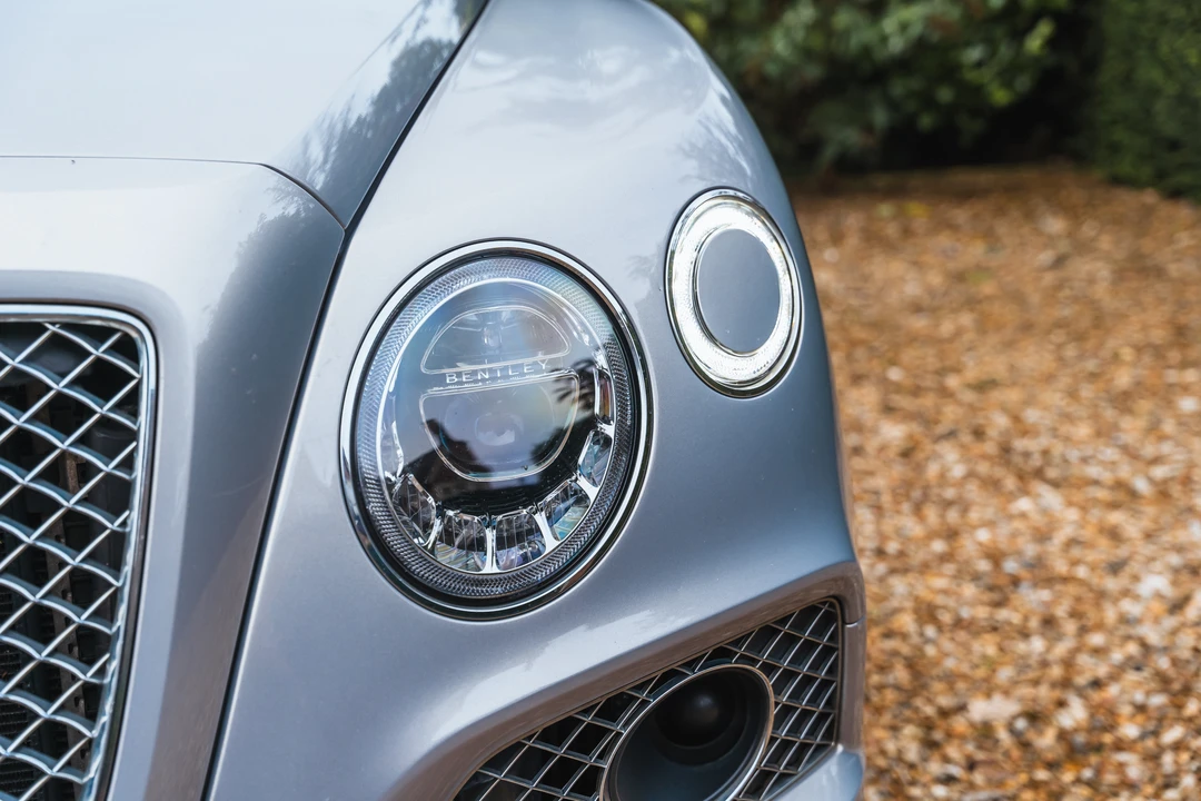 2017 Bentley Bentayga - Image 14 of 31