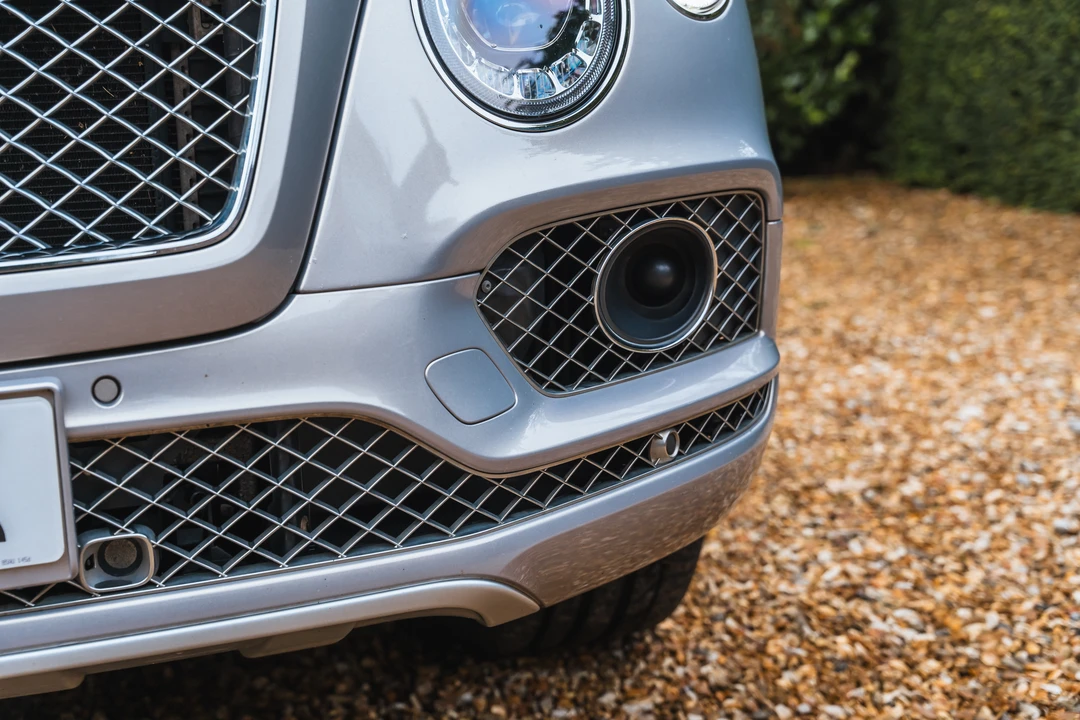 2017 Bentley Bentayga - Image 20 of 31