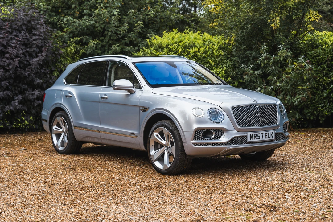 2017 Bentley Bentayga - Image 9 of 31