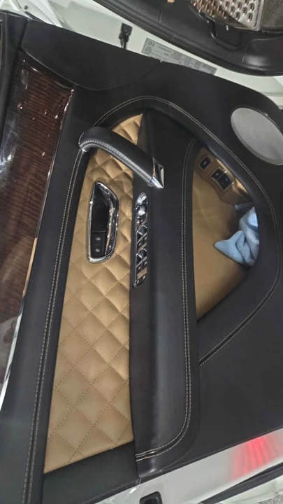 2017 Bentley Bentayga - Image 9 of 12