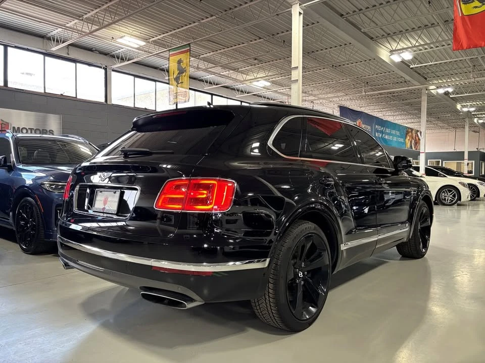 2017 Bentley Bentayga - Image 4 of 20