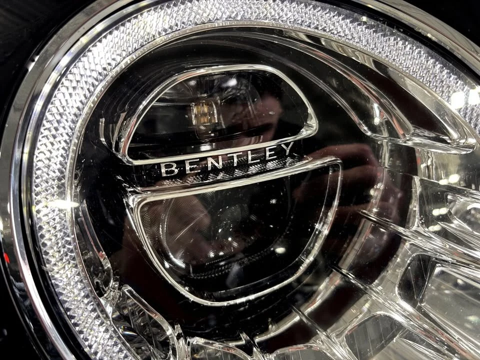 2017 Bentley Bentayga - Image 2 of 20