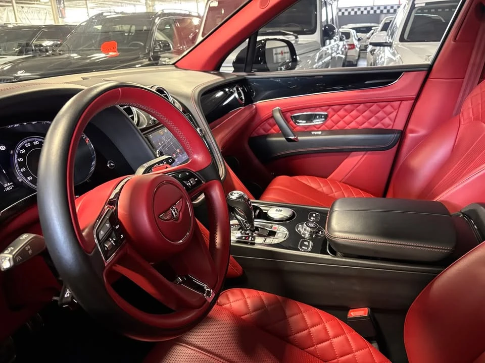 2017 Bentley Bentayga - Image 14 of 20