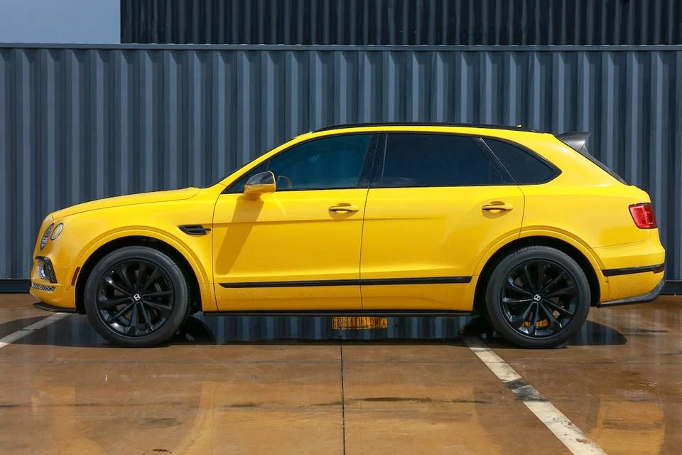 2017 Bentley Bentayga - Image 3 of 11