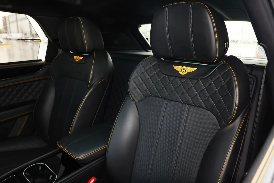 2017 Bentley Bentayga - Image 13 of 18