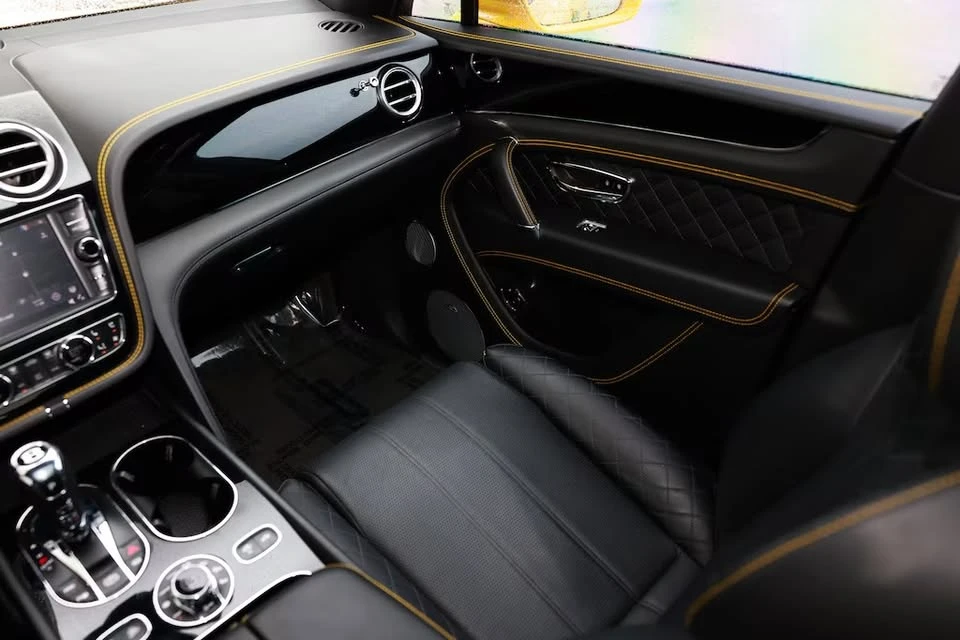 2017 Bentley Bentayga - Image 12 of 18