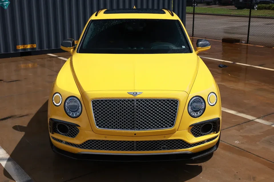 2017 Bentley Bentayga - Image 3 of 18