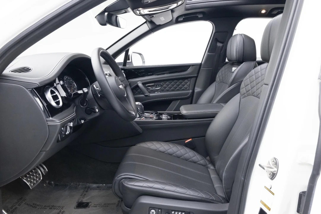 2017 Bentley Bentayga - Image 22 of 31