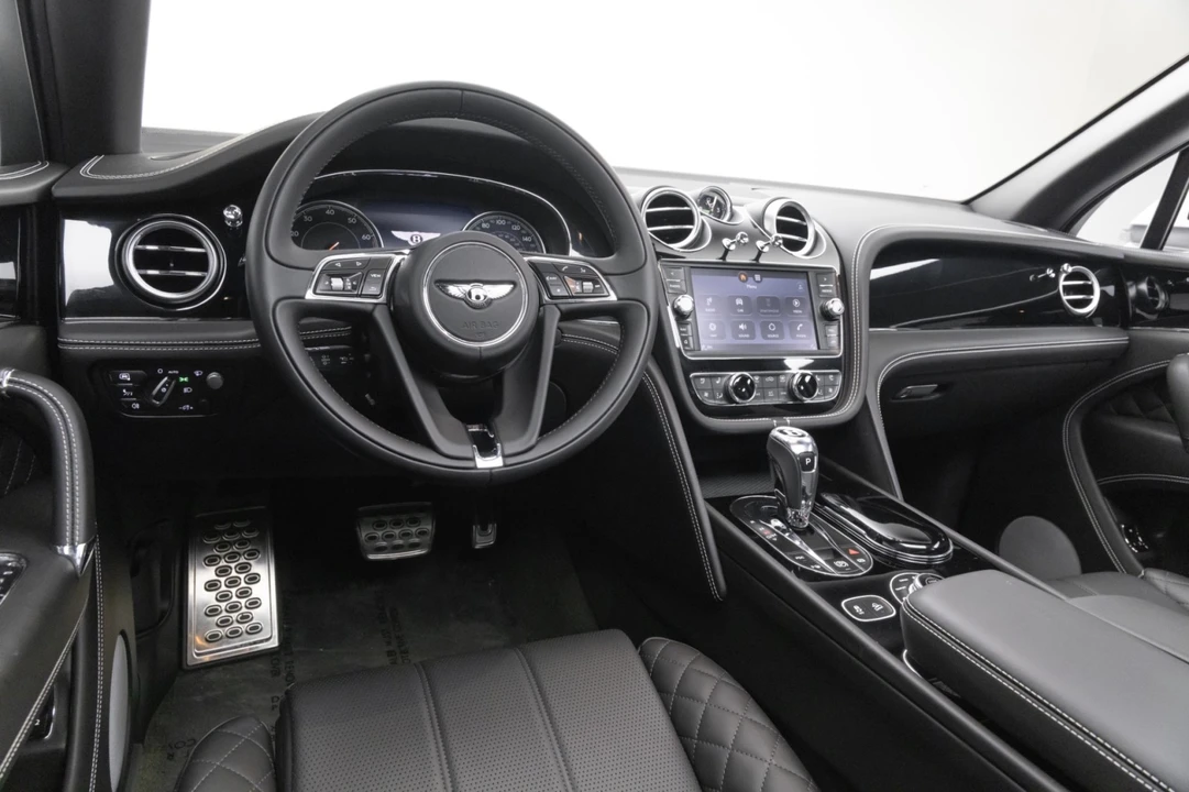 2017 Bentley Bentayga - Image 6 of 31