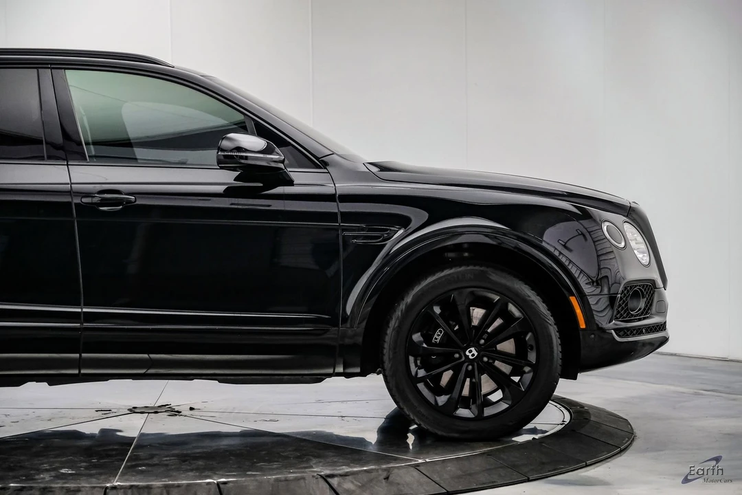 2017 Bentley Bentayga - Image 21 of 21
