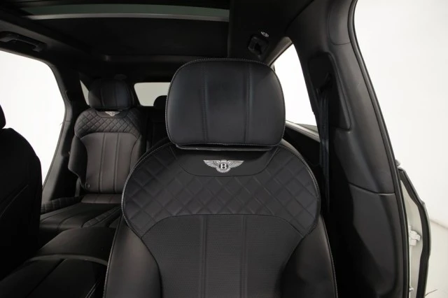 2017 Bentley Bentayga - Image 4 of 21