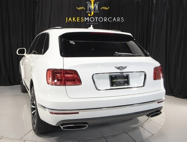 2017 Bentley Bentayga - Image 8 of 21