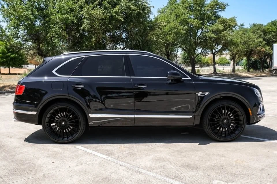 2017 Bentley Bentayga - Image 5 of 18