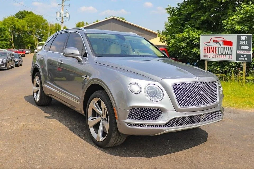 2017 Bentley Bentayga - Image 3 of 20