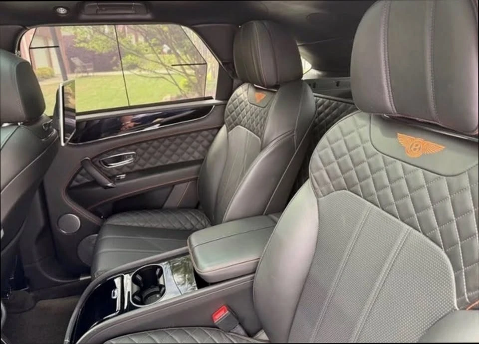 2017 Bentley Bentayga - Image 2 of 7