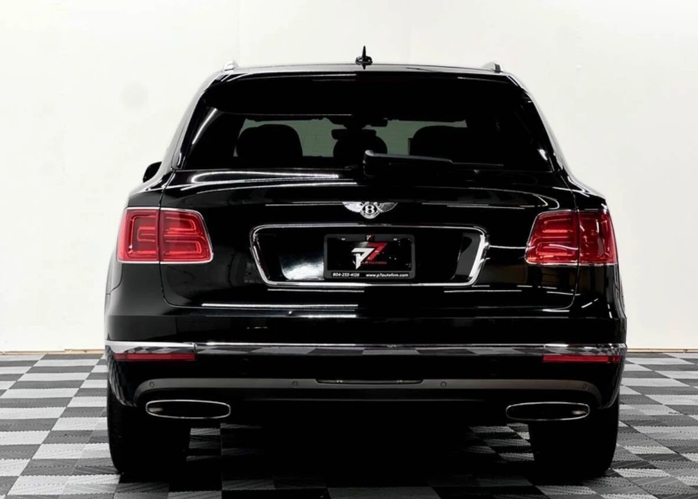 2017 Bentley Bentayga - Image 9 of 21