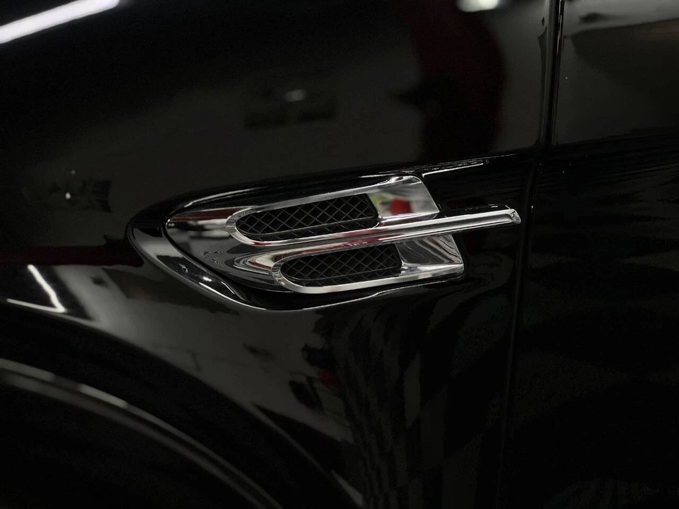2017 Bentley Bentayga - Image 15 of 21