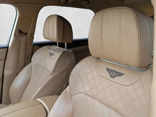 2017 Bentley Bentayga - Image 14 of 16